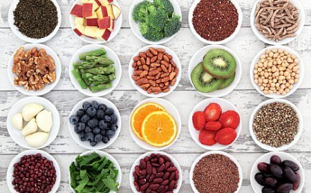 The Truth About Superfoods: Hype vs. Reality