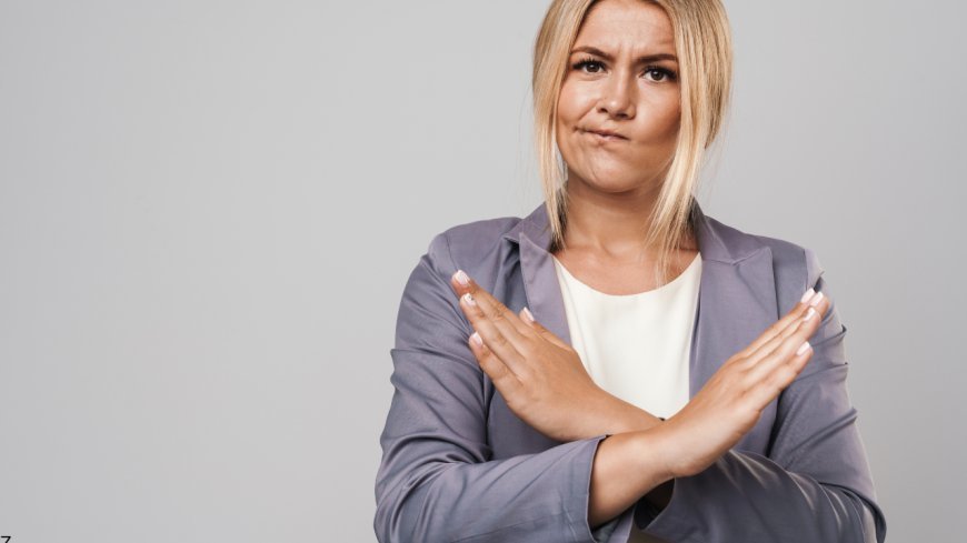 The Power of "No" Without Guilt: Professional and personal scripts for protecting your most valuable resource—time.