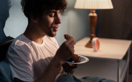 The Gut-Sleep Connection: Why What You Eat at Night Affects How You Sleep