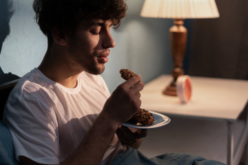 The Gut-Sleep Connection: Why What You Eat at Night Affects How You Sleep